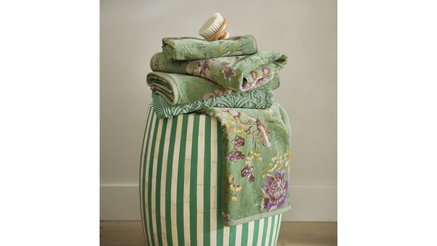 Badhanddoek Pip Studio Secret Garden - Green mood