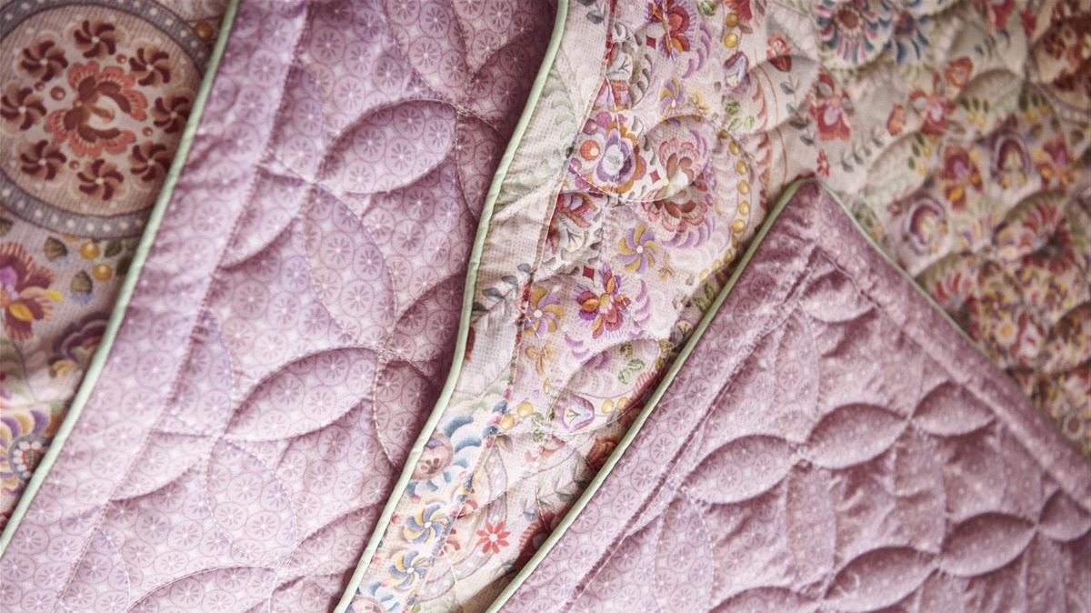 Bedsprei Pip Studio El Bordado Quilt - Pink detail