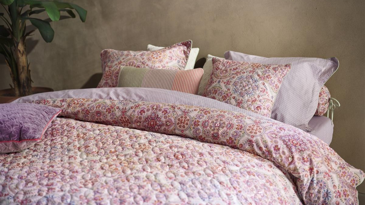 Bedsprei Pip Studio El Bordado Quilt - Pink mood