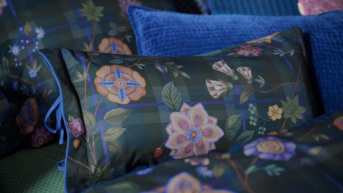 Dekbedovertrek Pip Studio Flores Felices - Donker Blauw pillows